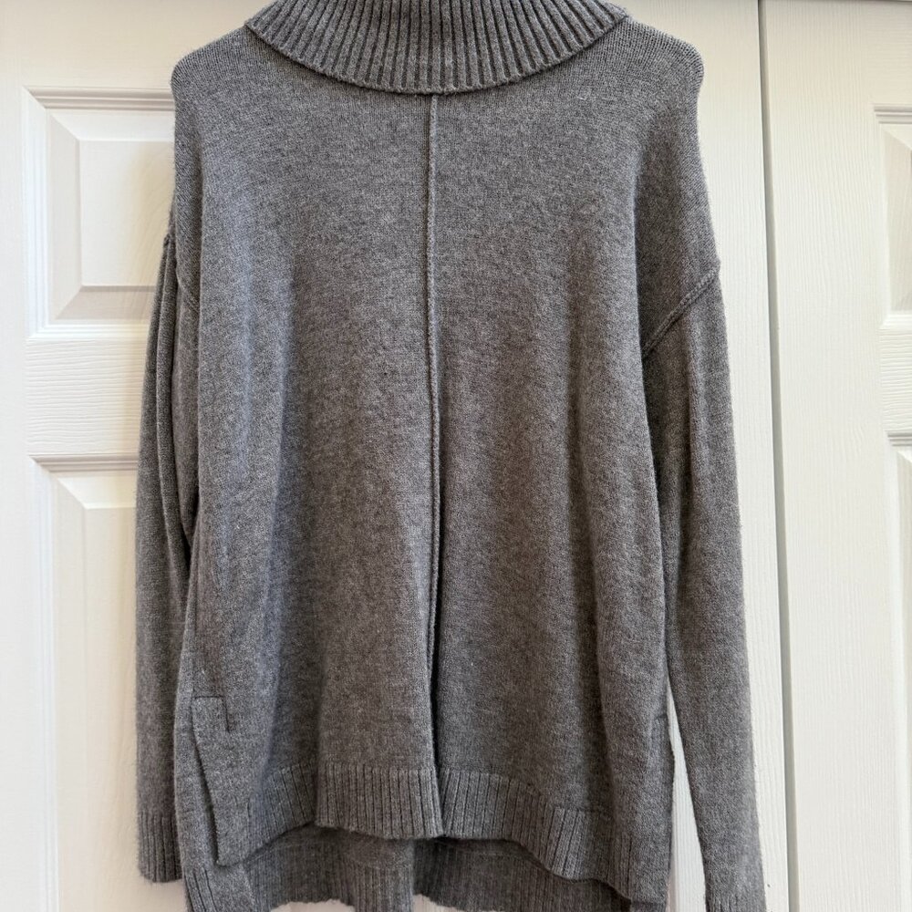 Women's Alfani Gray Turtleneck Sweater Size XS
